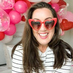 Meet your Posher, Tia